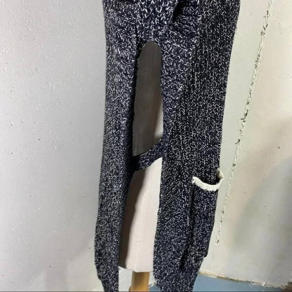 ALYA M/L black/white cowl neck sweater/ poncho - Picture 5 of 10